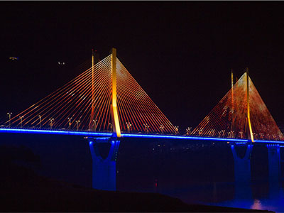 Projeto de luz para Yunyang Bridge, Chongqing