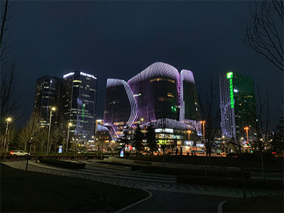 O projeto de iluminação Nightscape de Zhengzhou Juwai · Tag Mall Complex