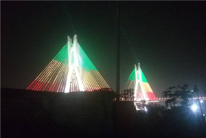 2016.8 Iluminação do Cabo Brazzaville Hospedou-se Ponte no Congo